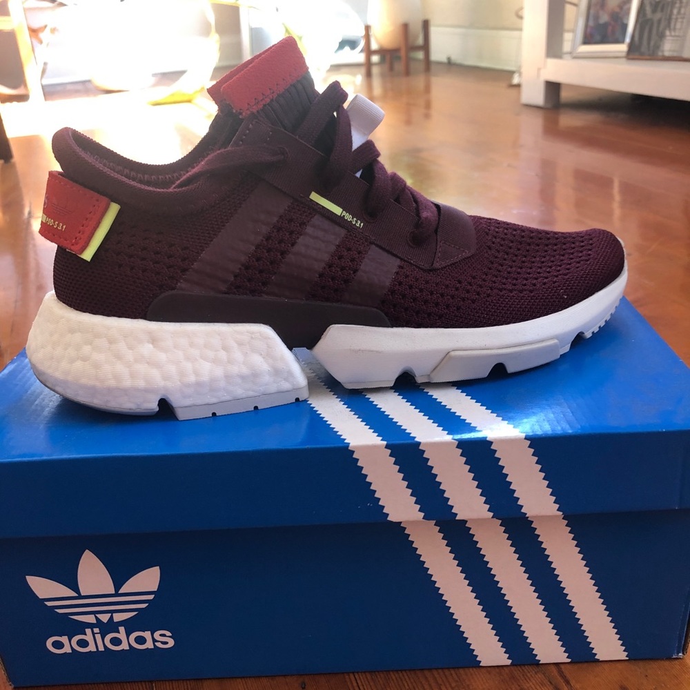 Women’s Adidas POD-S3.1 size 8